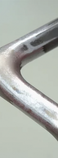 Detailaufnahme des Urwahn Fahrrad Stahlrahmens blank und ohne Beschichtung 